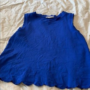 Blue shell top